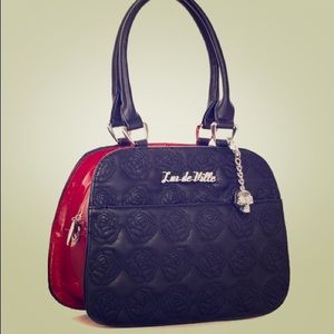 Lux deville purse